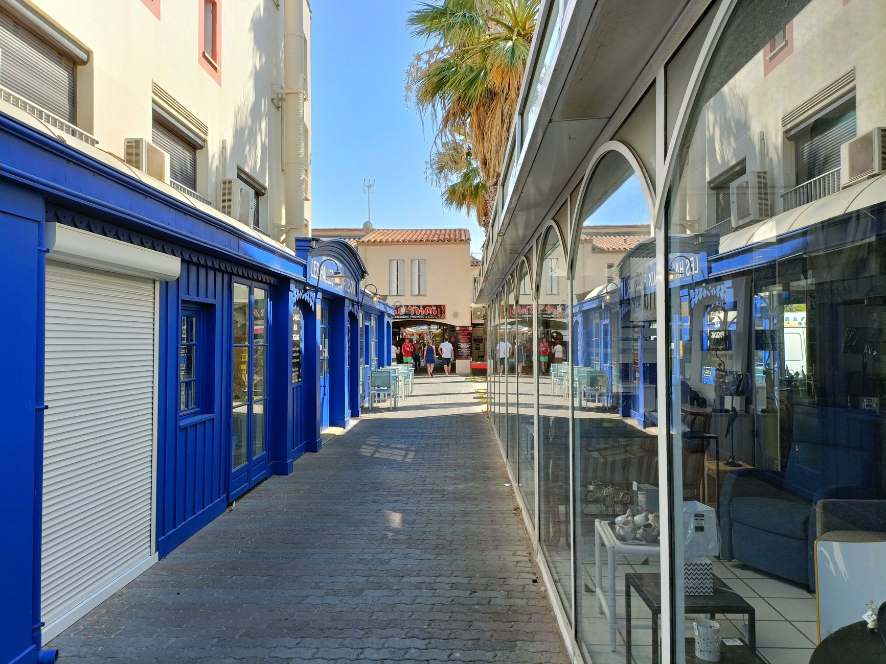 Agence immobilière commerciale équipe à Noisy-le-Grand